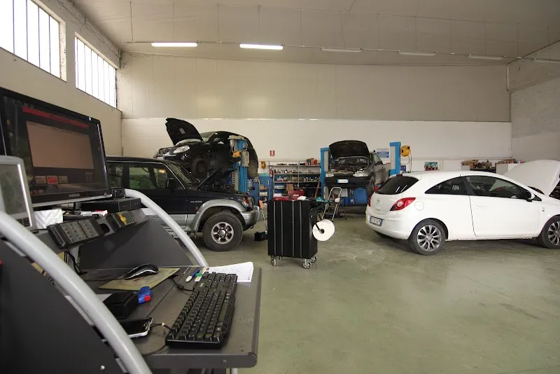 Officina Riparazioni Automobilistiche Centro Revisioni Cicconi Raniero