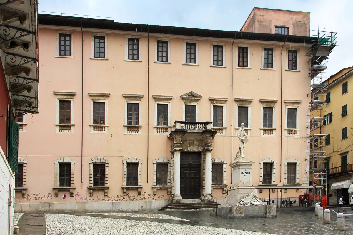 Massa-Carrara accademia-belle-arti-palazzo-cybo-malaspina-carrara.webp